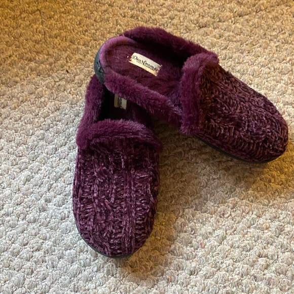 Purple Dearfoam Slippers - Picture 3 of 4